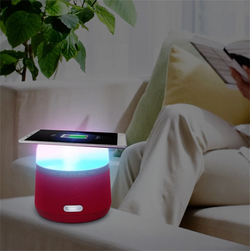 10W 2000mAh Wireless Fast Charging Mini LED Bluetooth Speaker Gift Customization