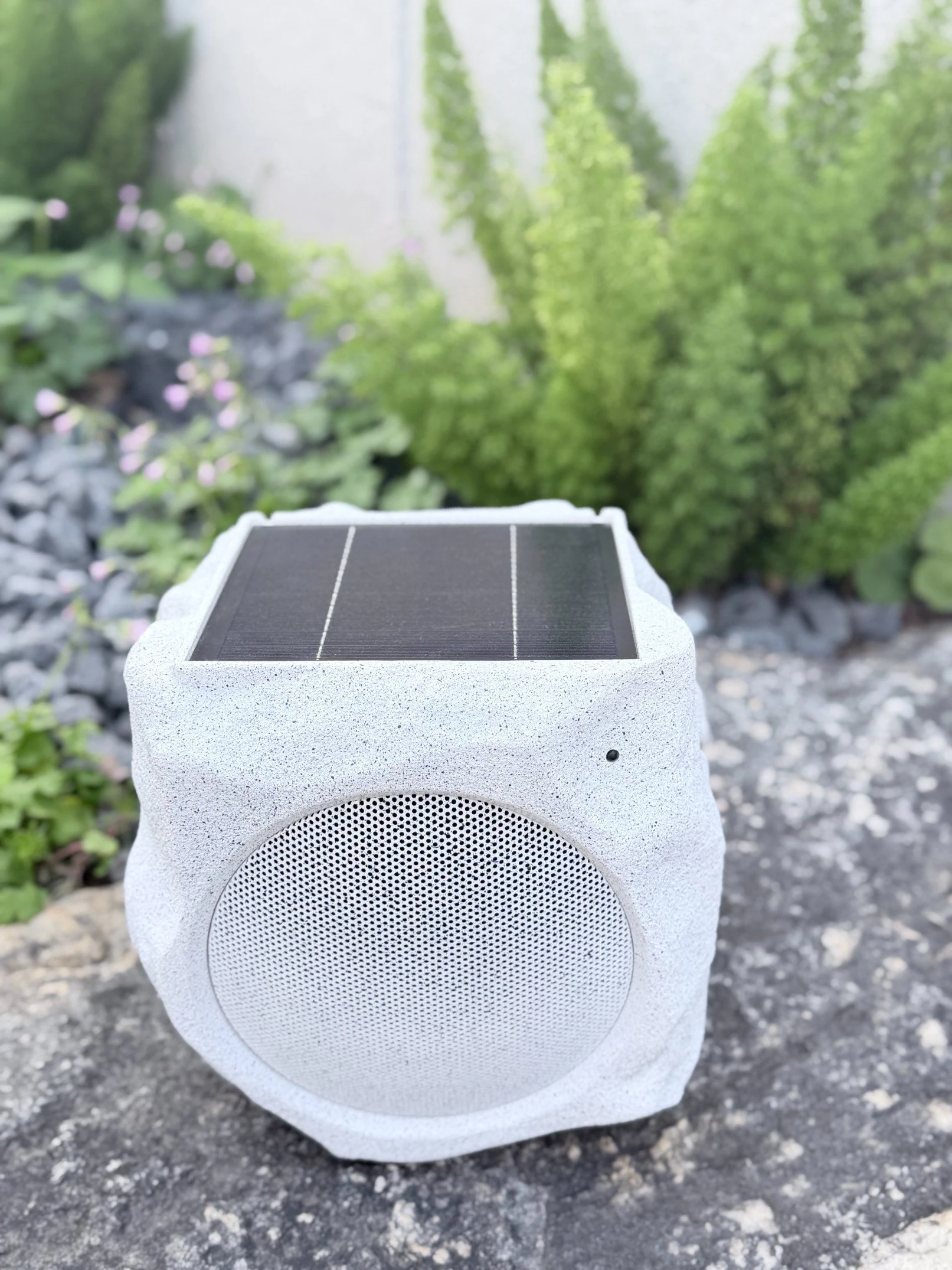10W Powerful 4-Inch Waterproof Bluetooth Rock Speaker with Multi-Unit Link Colorful Beat Lighting & Infrared Function