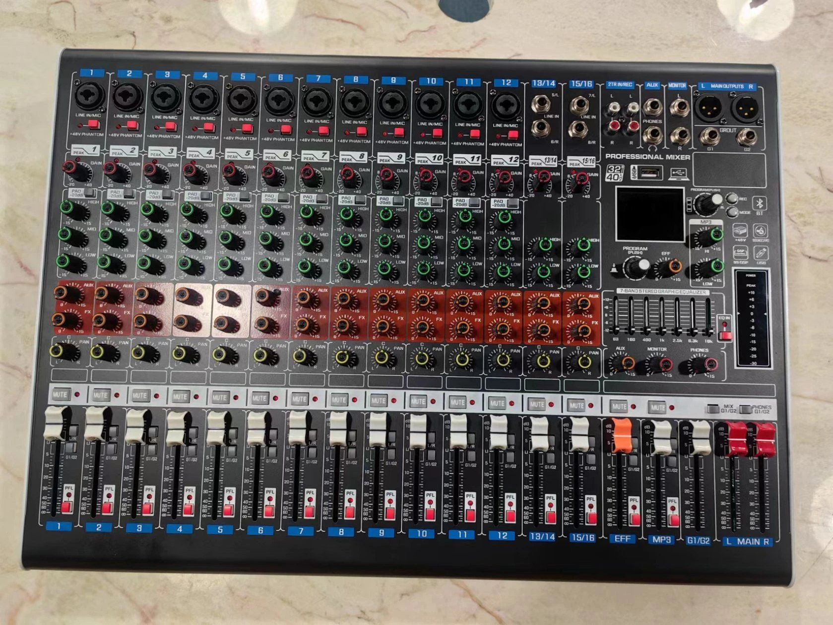 2-Bus 16-Input Audio Mixer (2 Stereo Inputs)