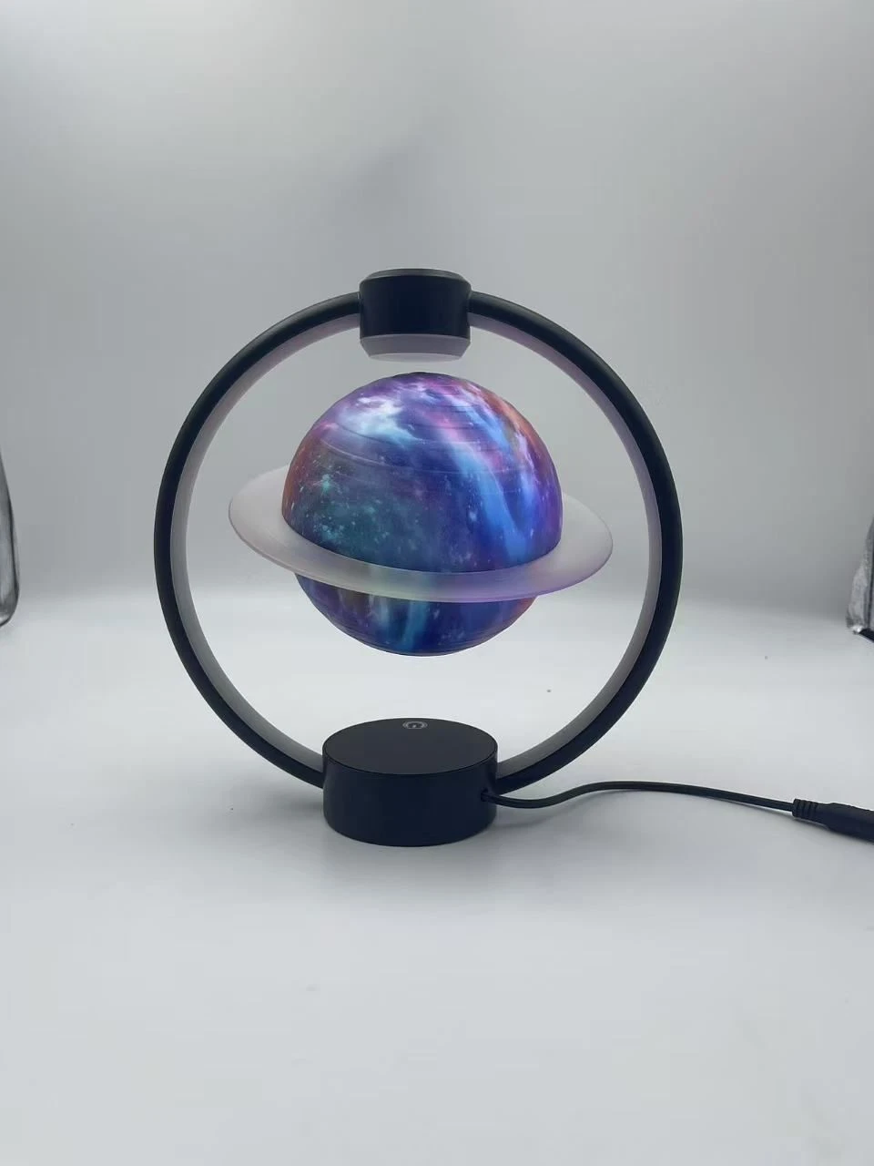 360 Spinning Magnetic Levitation Saturn Moon Lamp Speaker for Christmas Gift Promotion