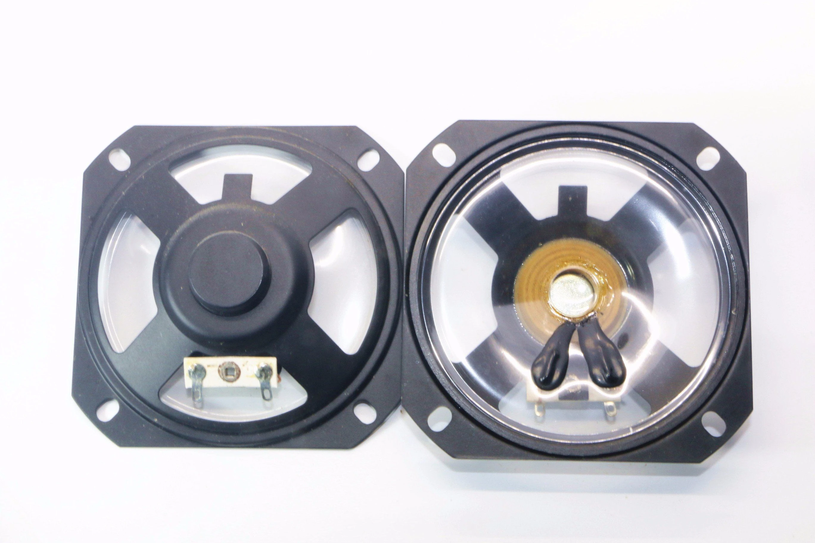 92*92mm 4-8ohm 2-5W External Magnet Speaker with RoHS