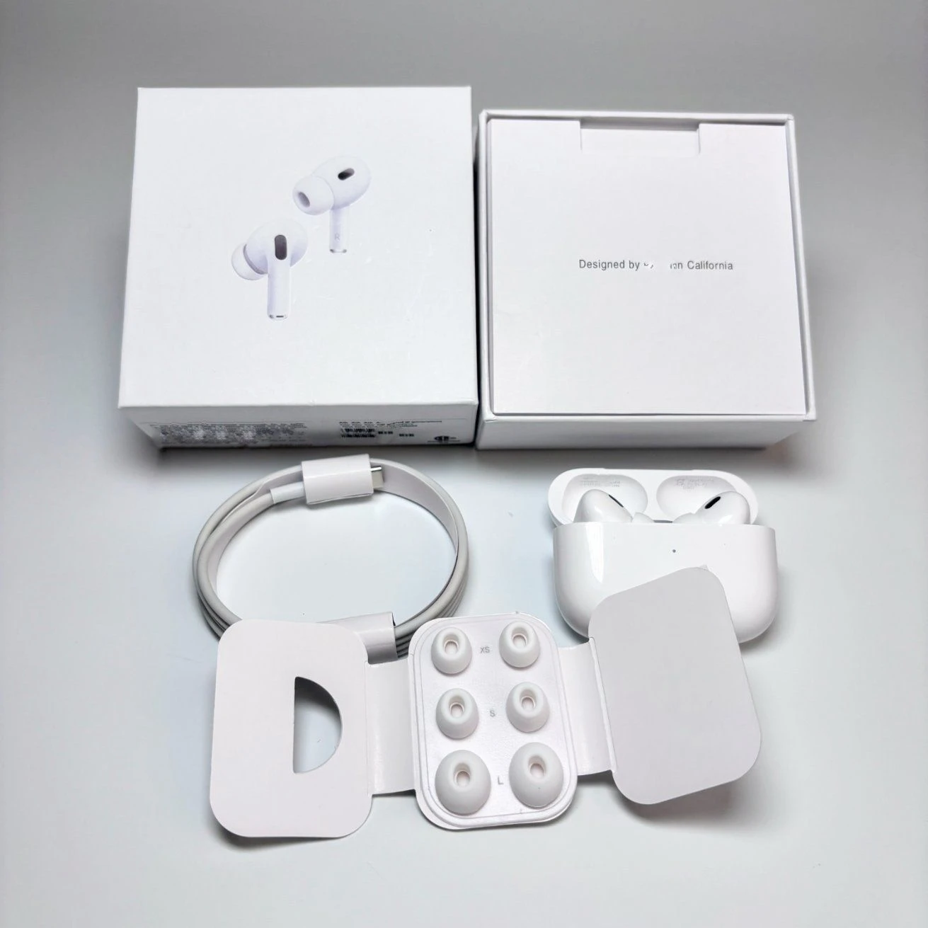 Bluetooth 5.1 True Wireless Earbuds Bluetrum Bt8922A2 Chip Swipe Volume Control
