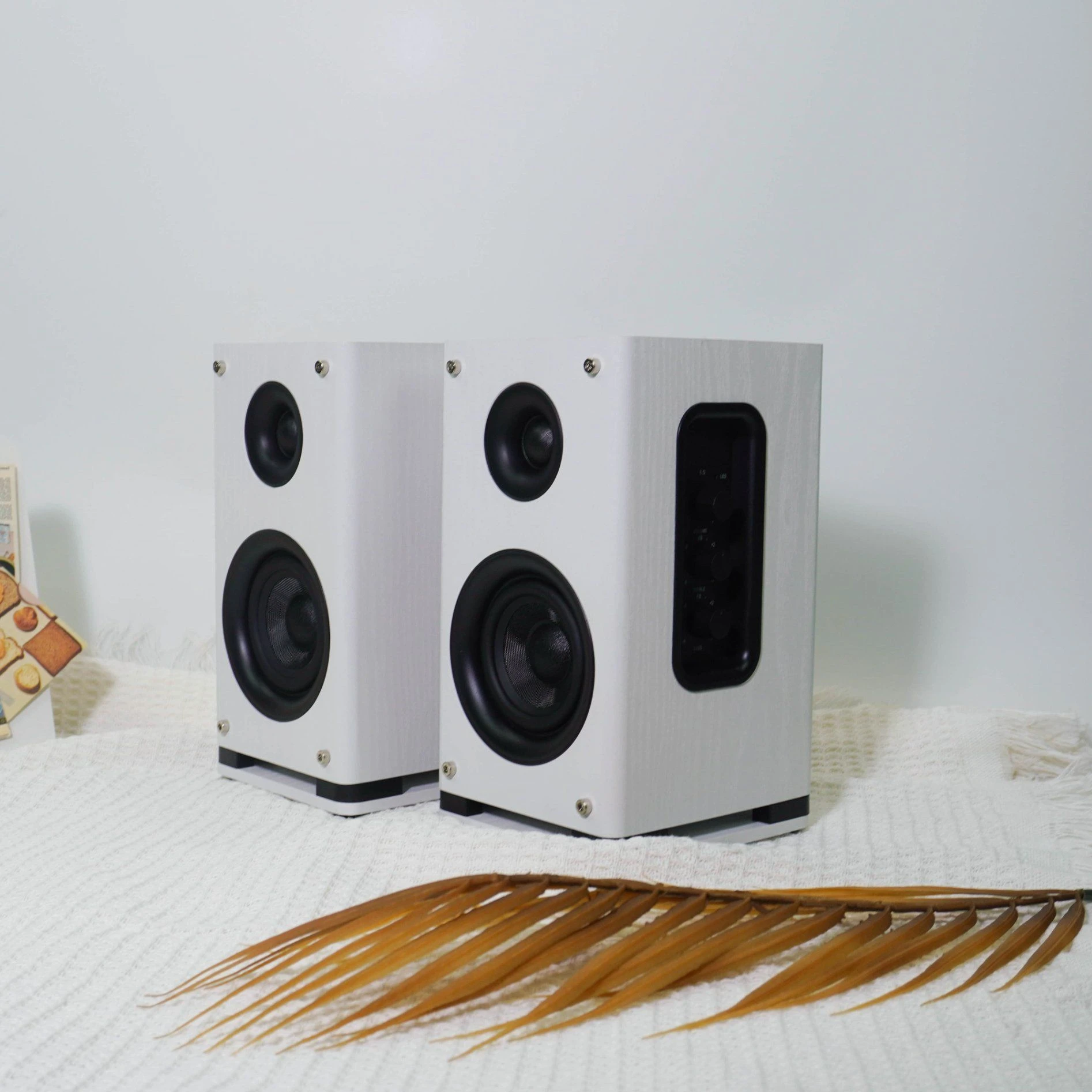 EQ Multi-Mode Adjustment Outdoor Portable Wireless Music Player Loudspeaker Multi-Functionality Subwoofer Sound Box Speaker