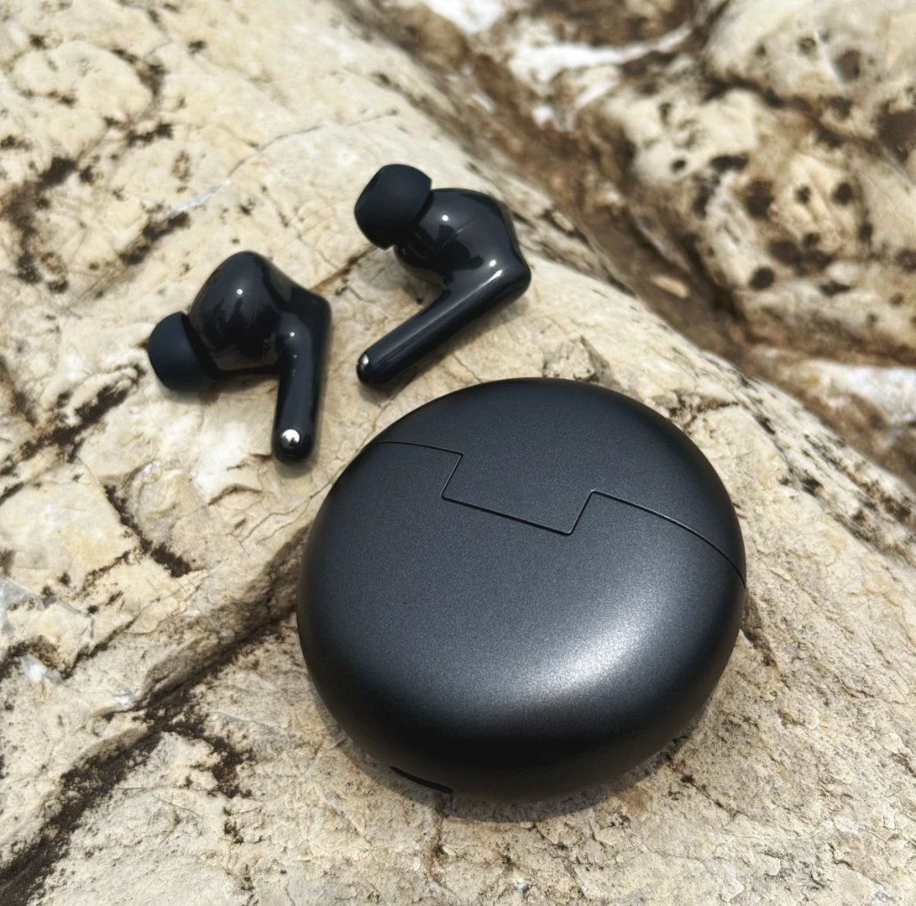 Fashionable Noise Canceling Wireless Bluetooth Earphones