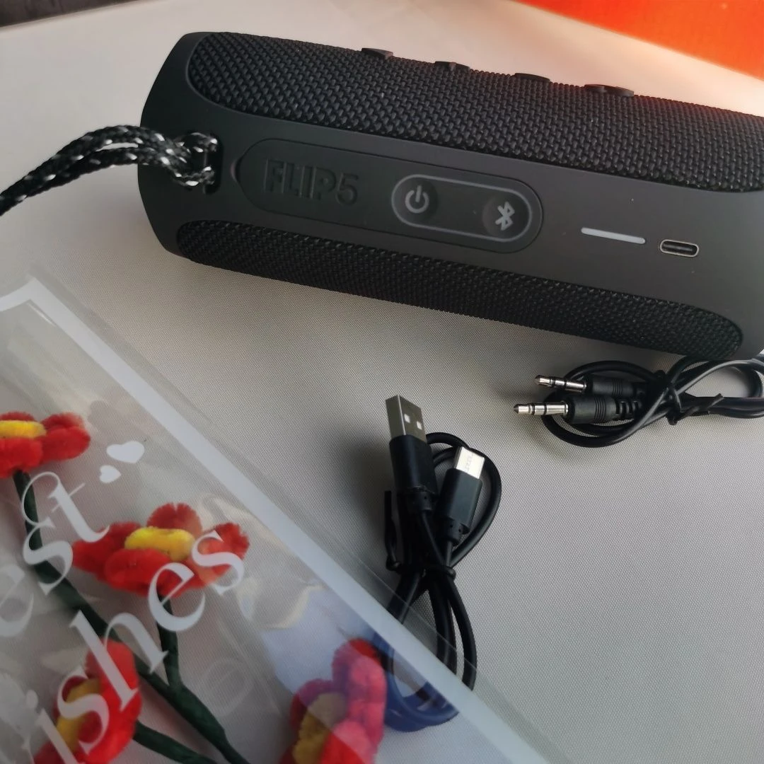 Flip 5 Mini Wireless Speaker, Compact Size & Easy to Carry