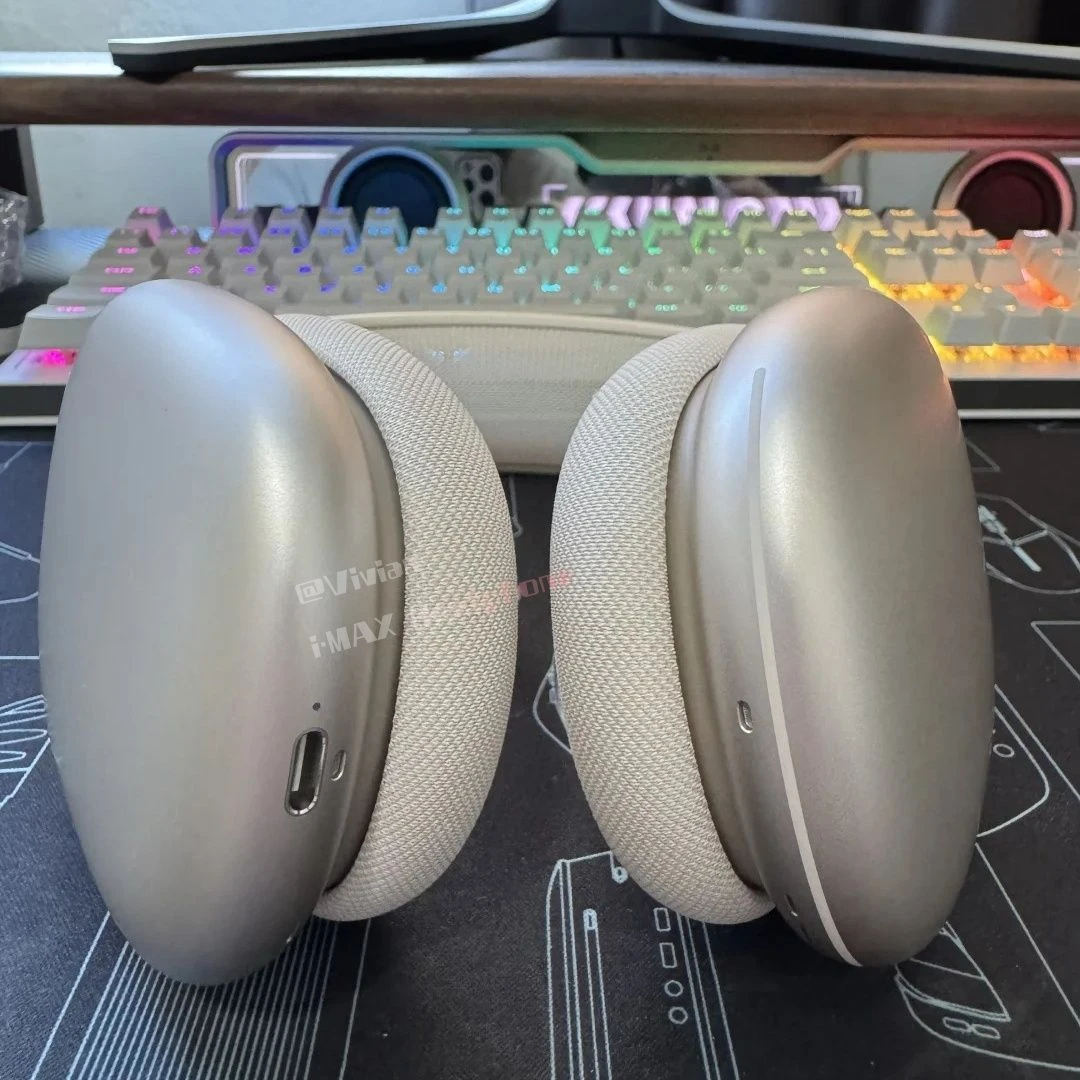 Gaming Over-Ear Headphones with Valid Serial Number and Low Latency