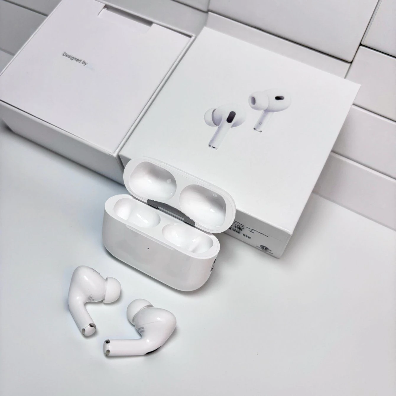 High-Quality Bluetooth 5.4 Tws Earbuds with Noise-Canceling Technology
