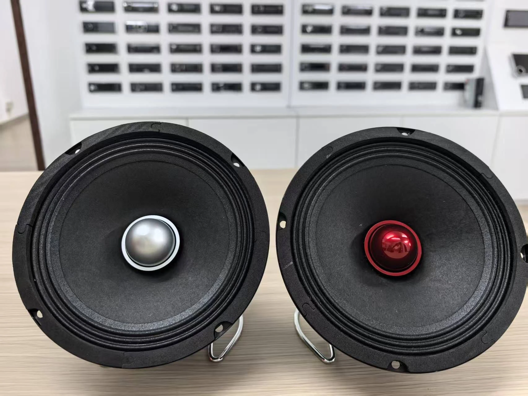 Hot Sales 6.5 Midrange 300W Car Audio Speaker Aluminum Bullet Car Speaker