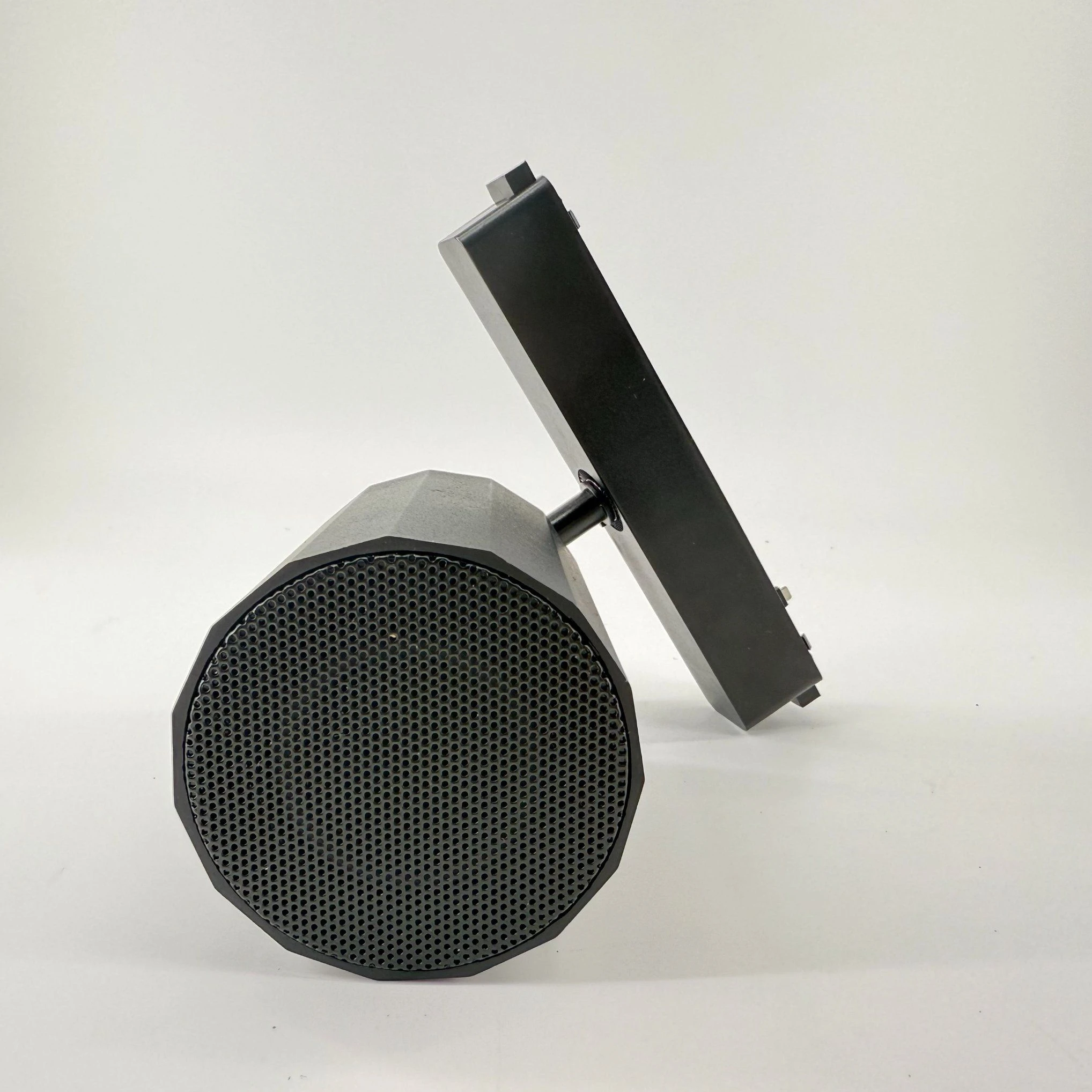Indoor Wireless Bluetooth Speaker Compatible Magnetic Track Rail System