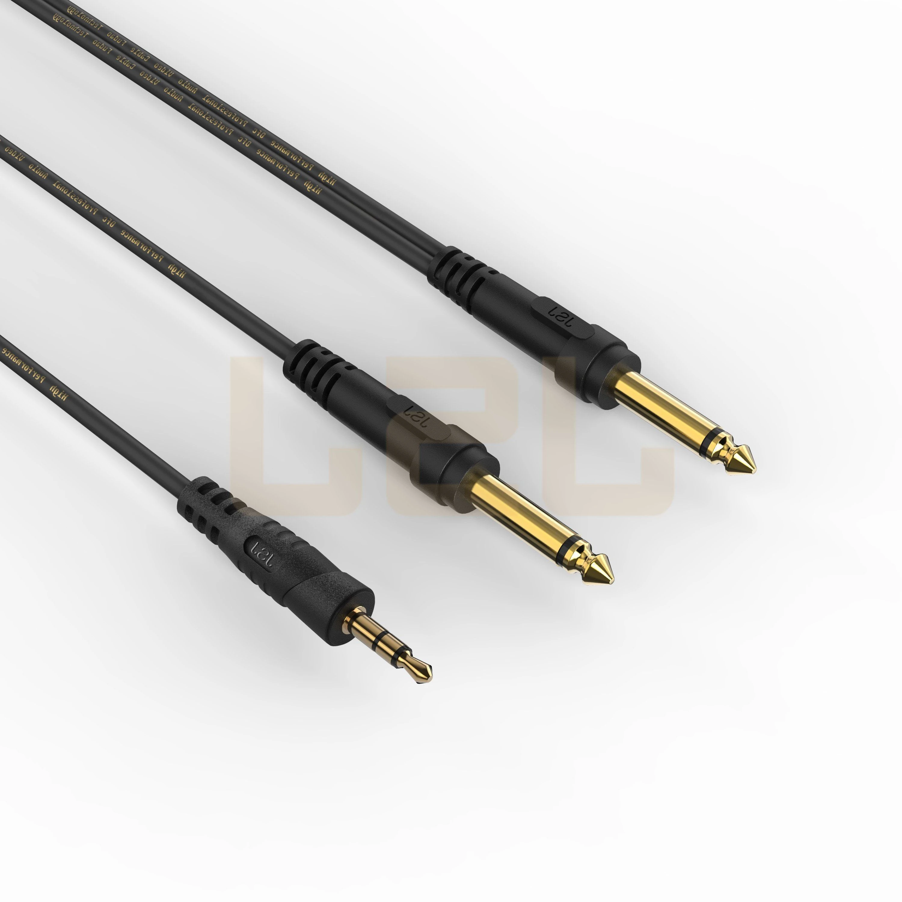 Long-Lasting CE-Certificated 5c Cores 3.5 to 3.5 Audio Connection Cable for Multimedia