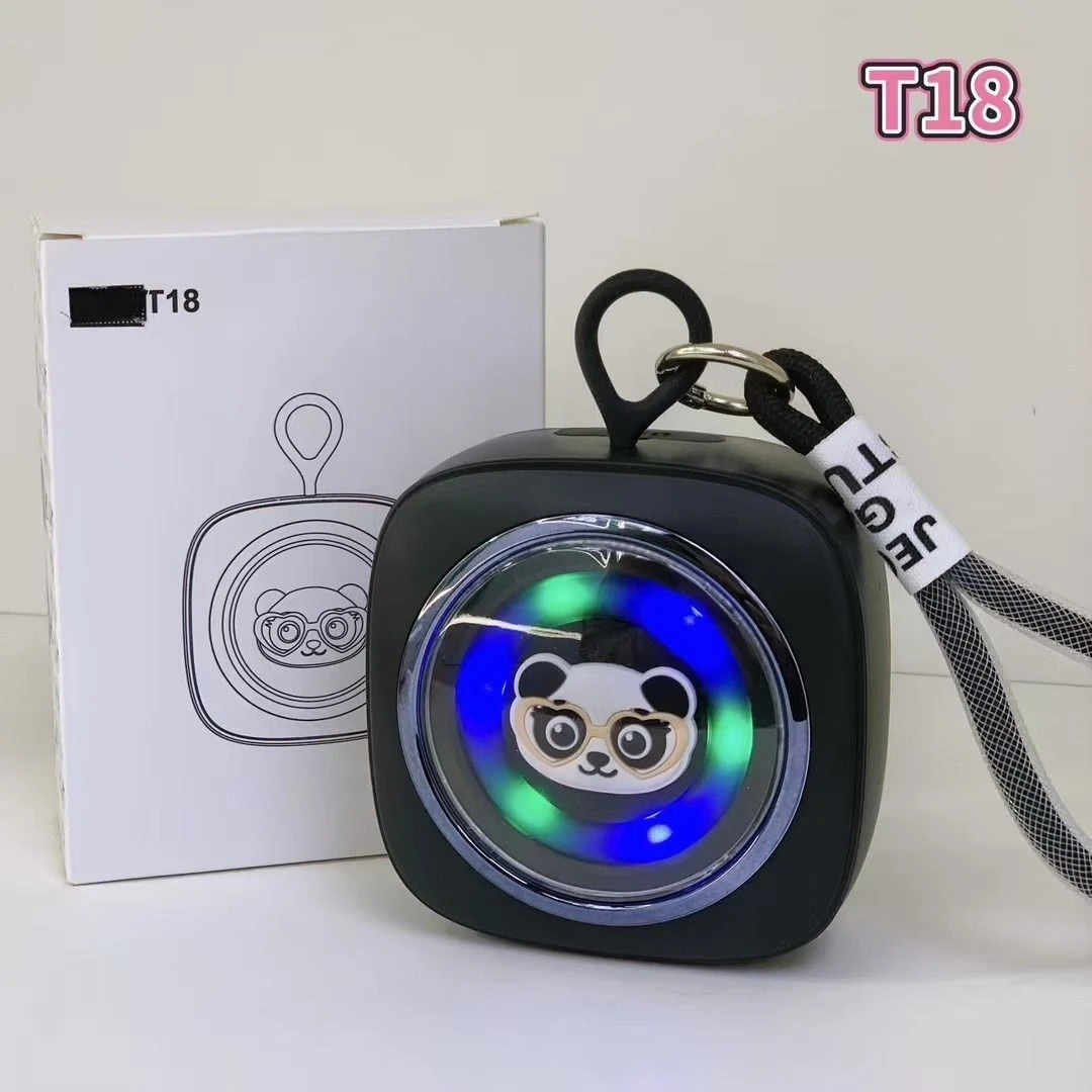 New T18 Pet Capsule Cute Cute Bear Creative Mini Small Audio Outdoor Portable Rechargeable Wireless LED Light Bulb Bluetooth Speaker
