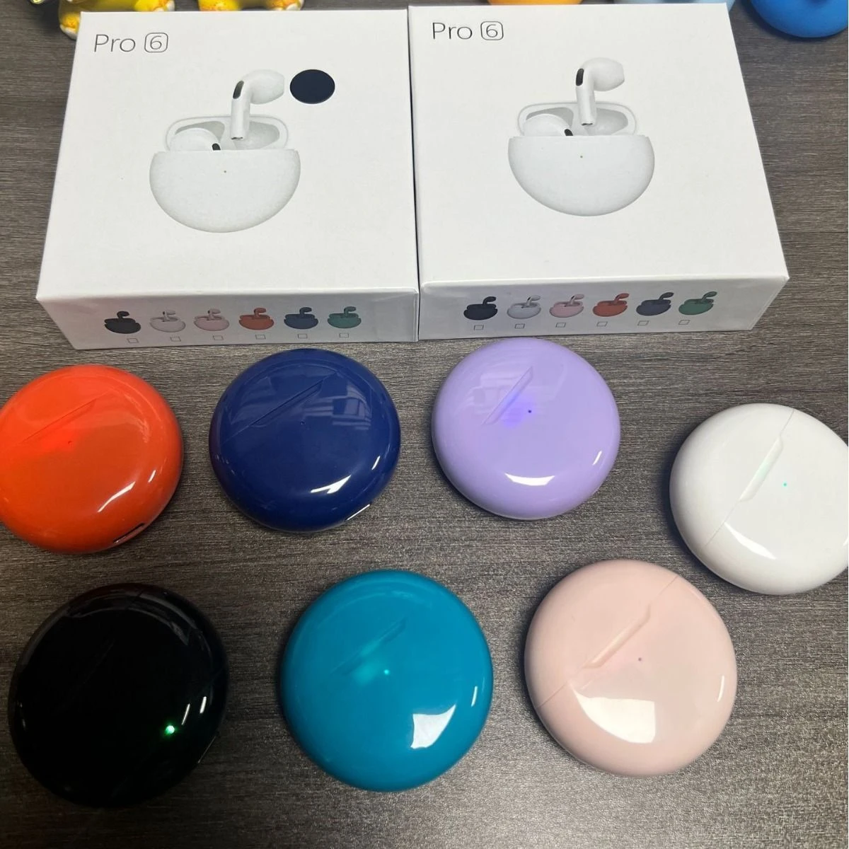 New True Wireless Tws in-Ear Sports Headphones