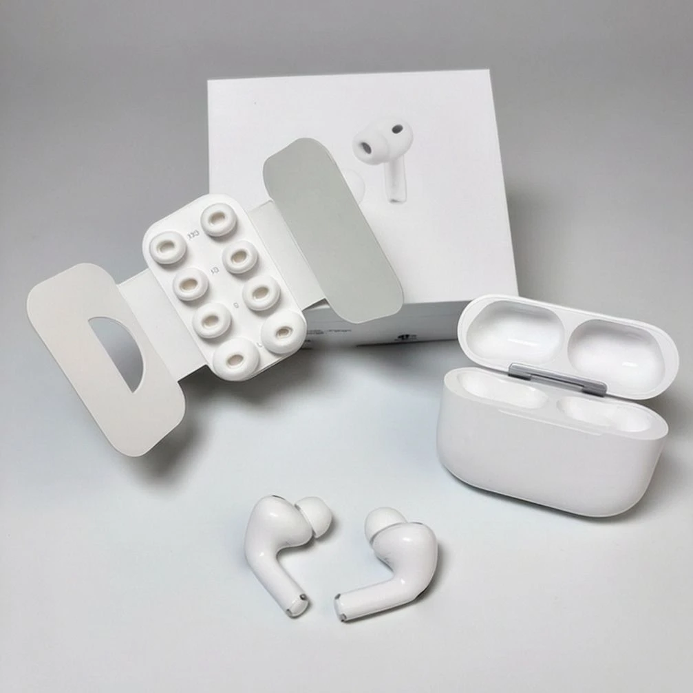 Optical in-Ear Wireless Earbuds with Heart Rate Monitoring