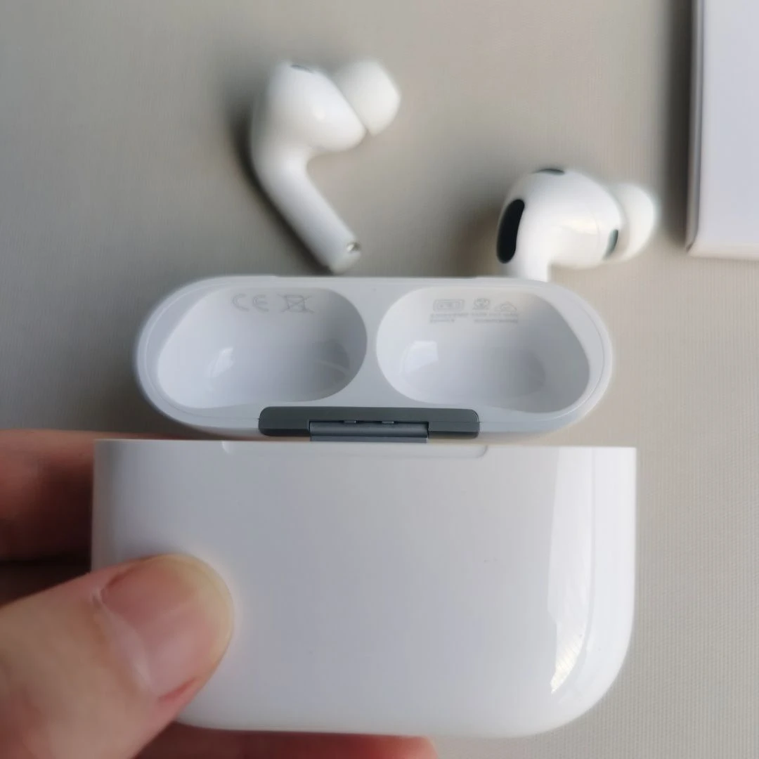 Portable PRO 3 in-Ear Wireless Earbuds HD Call Low Latency Headset