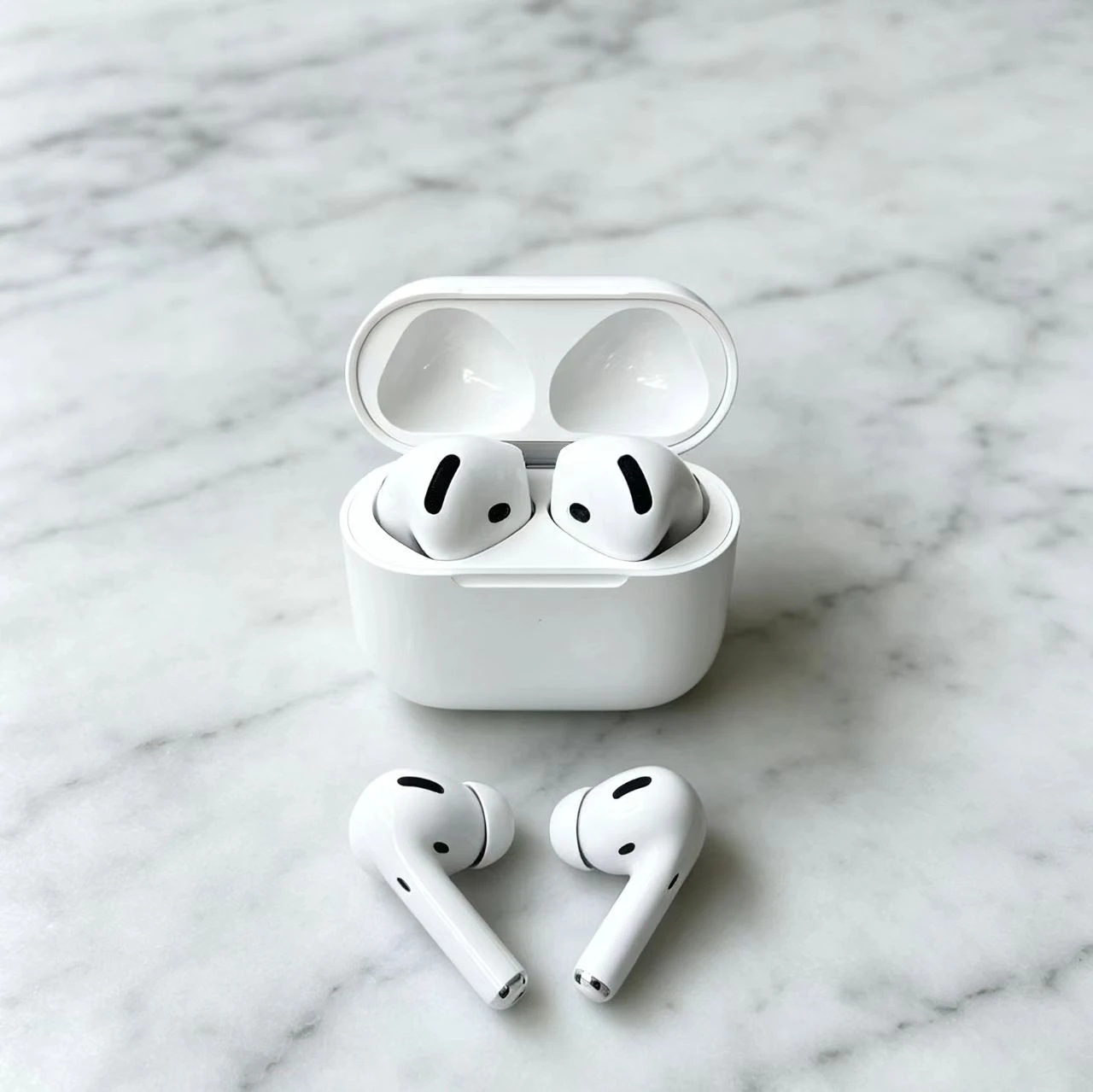 Portable True Wireless Bluetooth Earphones, Stereo Sound Sports Earbuds