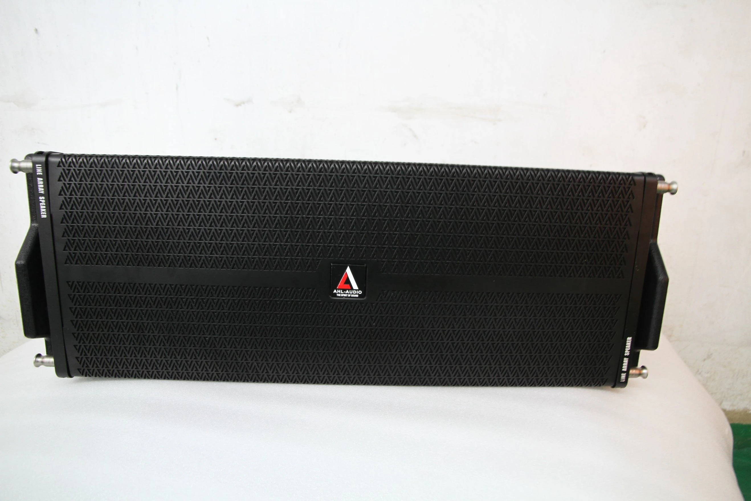 Professional Stereo Audio Power Amplifier 2000W Multichannel Power Amplifier for Radio Station