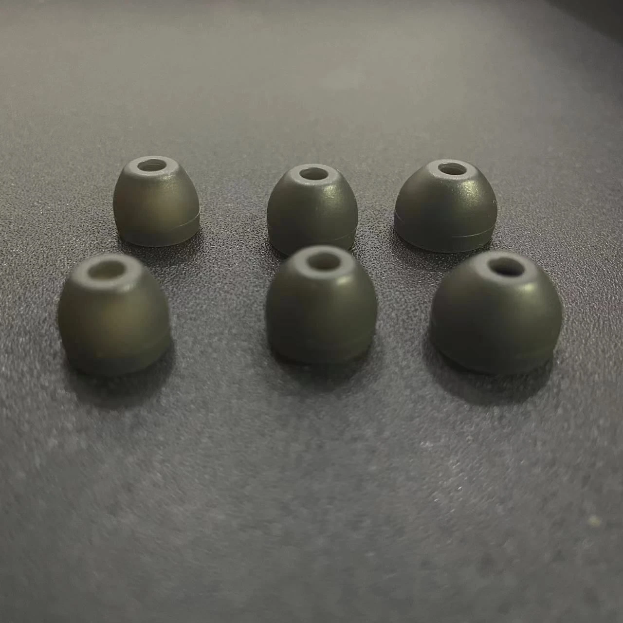 Silicone Ear Tips Replacement for Sony, 2-Color S/M/L 3 Sizes, 4mm Bore Diameter