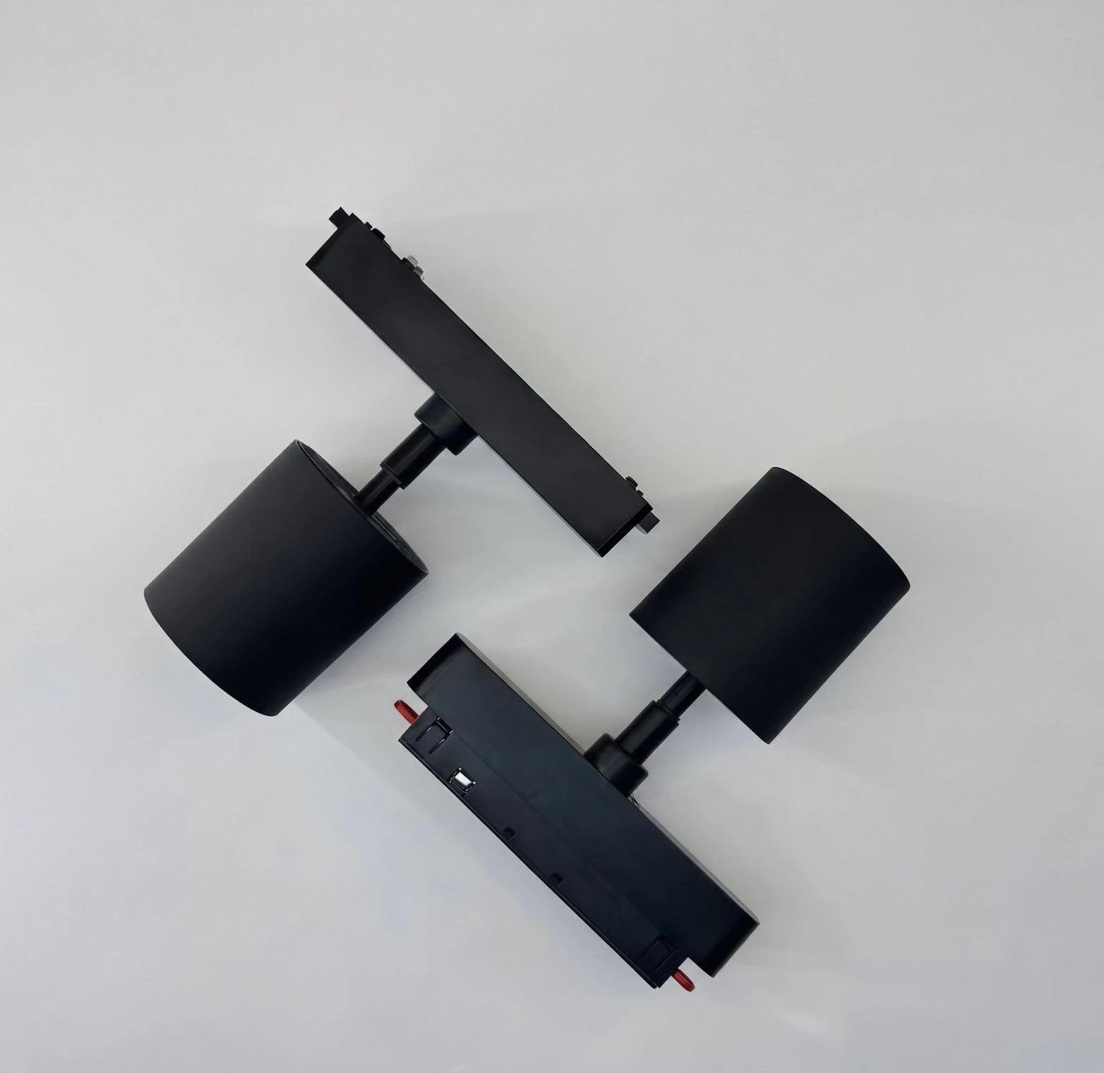 Smart Magnetic Track Bluetooth Speaker for Home Background Audio System