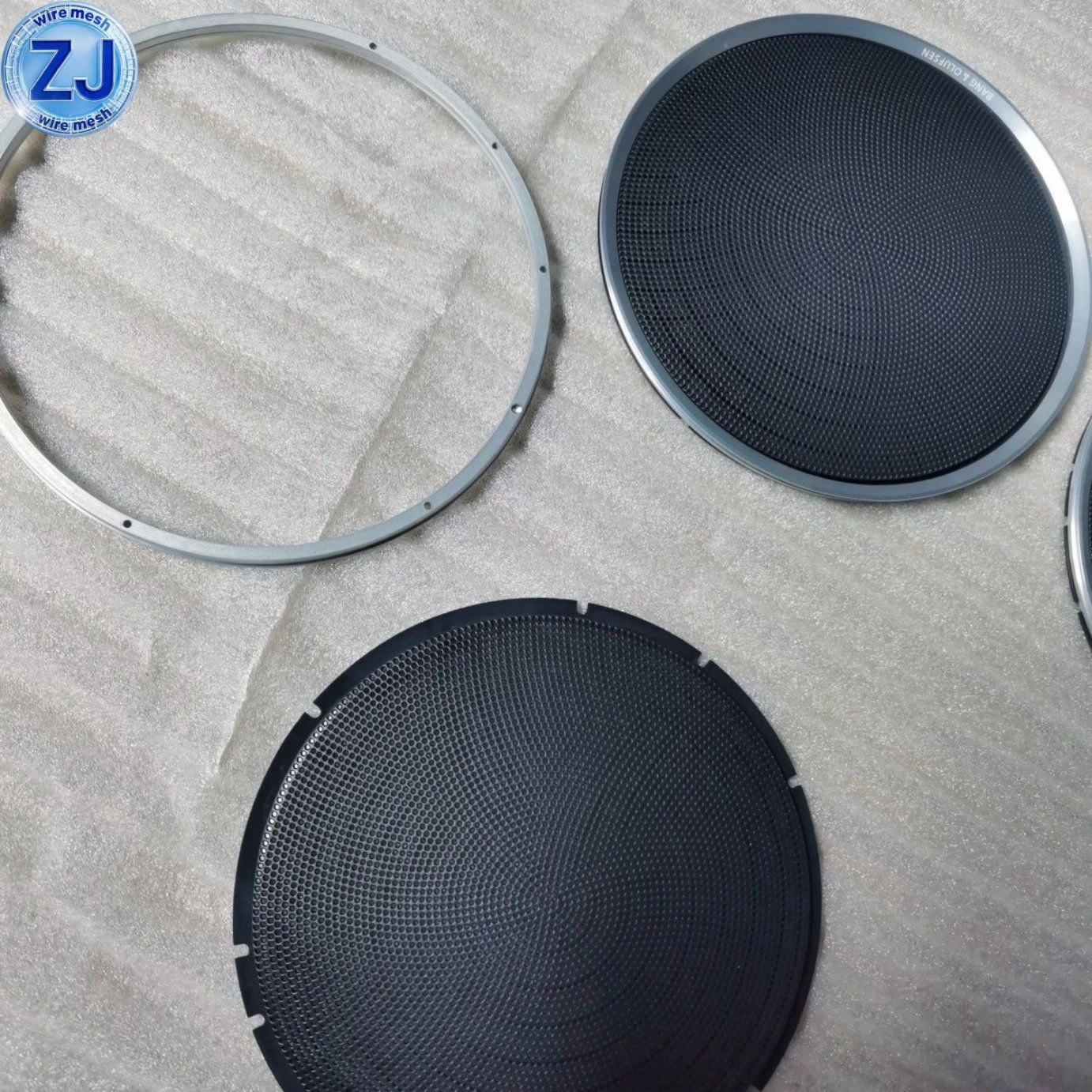 Stainless Steel/Aluminum Metal Etched Metal Speaker Grill/Airflow Control Small Hole Mesh Decorative Metal Mesh for Paper Transport