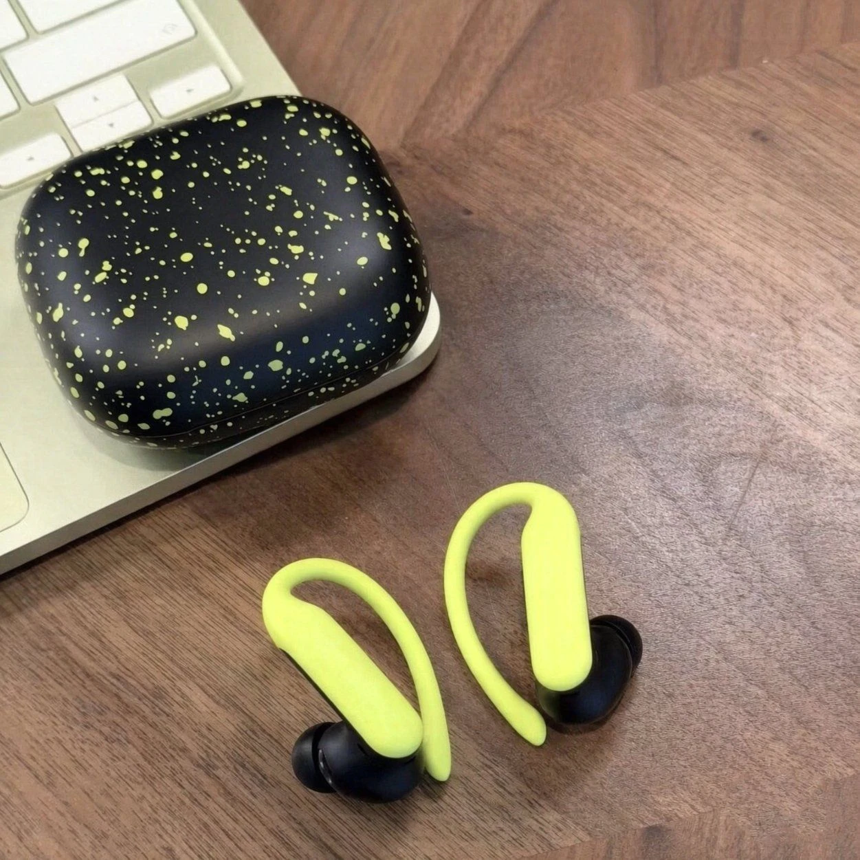 Top Quality Customzied Logo 1: 1 Power PRO2 Enc Anc Ear Hook Blueooth Earphones