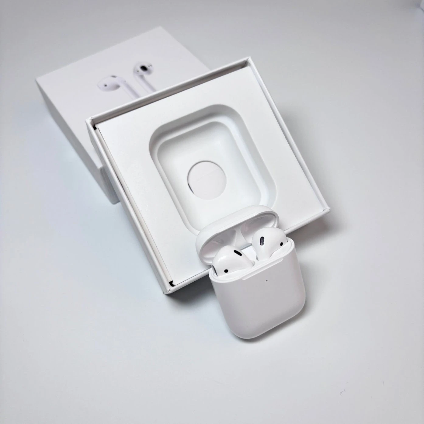 Top-Quality Wireless Earbuds with Effective Noise Isolation Technology
