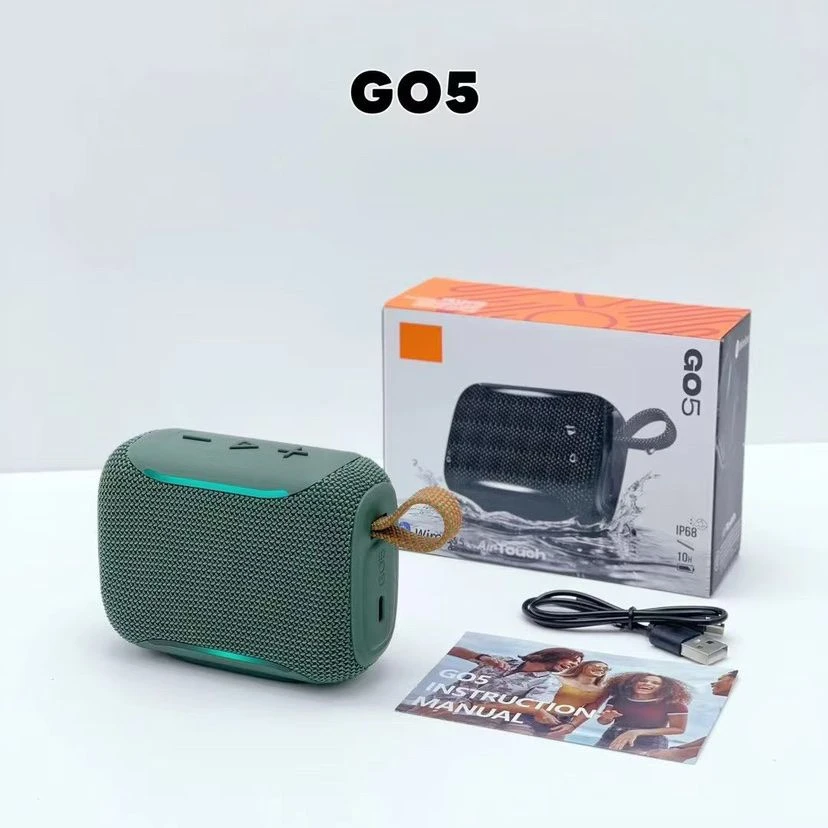 Travel Bluetooth Speaker Waterproof Outdoor Audio Player