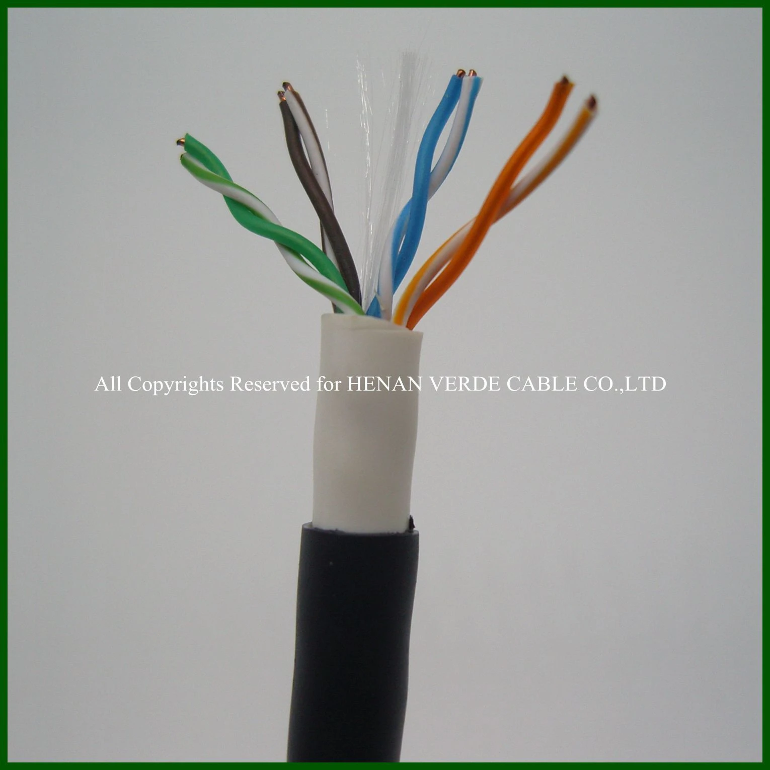 UTP Outdoor UV Resistant Audio Speaker Signal Communication Cat5e Cable