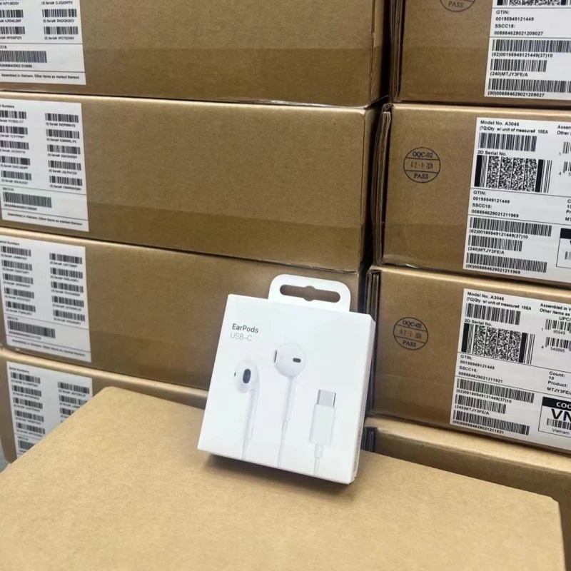 Wired Headphones for Phone 16 with Type-C Interface and in-Ear Pad